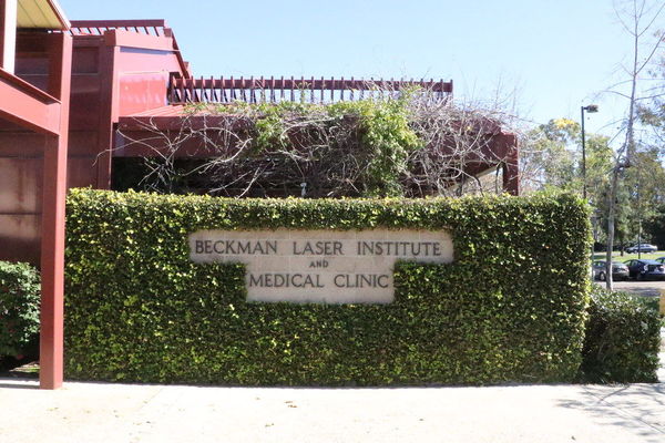 UC Irvine Beckman Laser Institute and Medical Clinic